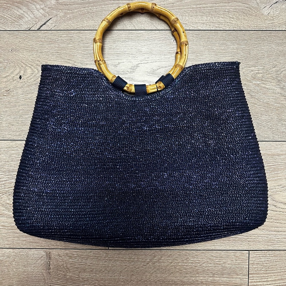 Navy Blue Wheatstraw Woven Handbag w/ Bamboo Handles (PERFECT CONDITION) ❤️🌸